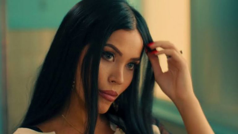 Claudia Alende – Taille – Poids – Mensurations – Couleur des yeux