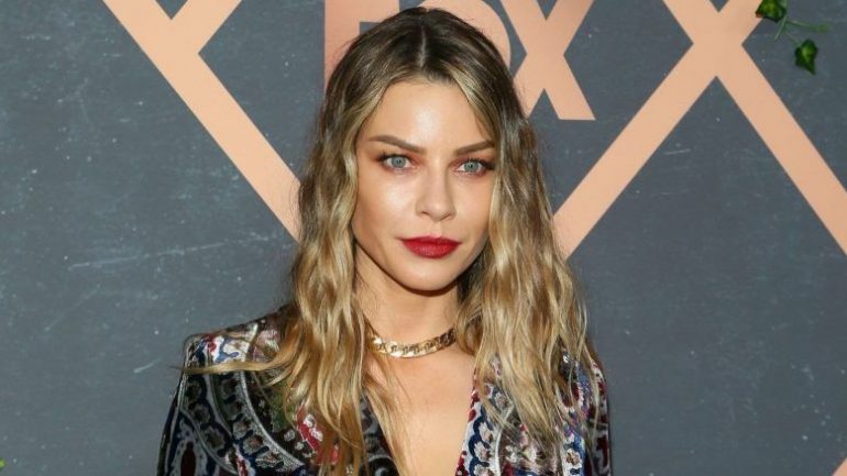 Lauren German – Taille – Poids – Mensurations – Couleur des yeux