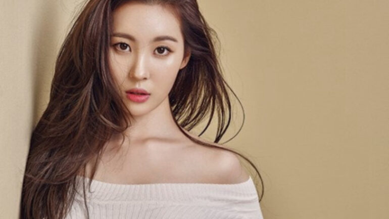 Sunmi Taille – Poids – Mensurations – Couleur des yeux