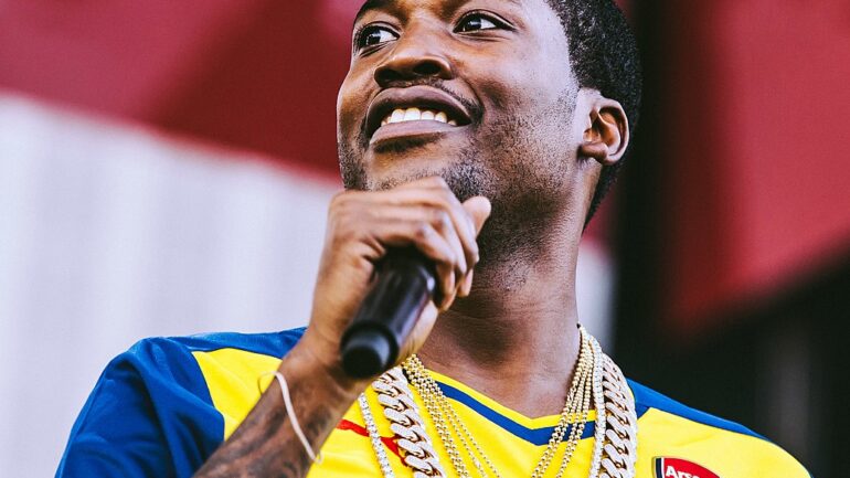 Meek Mill Taille – Poids – Mensurations – Couleur des yeux
